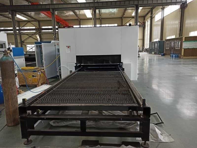 Промышленный комплекс лазерной резки MetalTec 1530P (6000Вт)