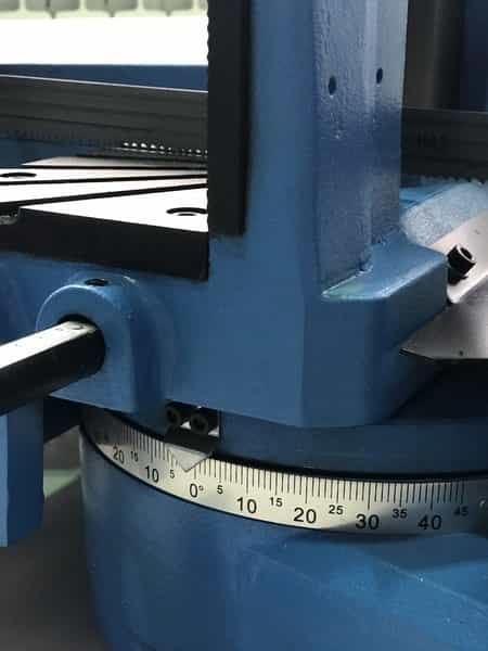 Ручной ленточнопильный станок MetalTec BS 250 FH